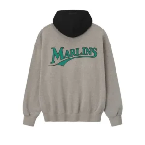 Vista trasera de la sudadera con capucha Essentials Marlins con silueta amplia, acabado premium y diseño minimalista.