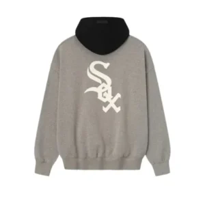 Vista trasera de la sudadera con capucha Essentials de los White Sox con silueta relajada, acabado premium y diseño minimalista.