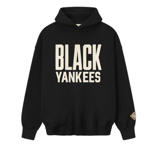 Sudadera con capucha negra Essentials Yankees Black hoodie BLACK YANKEES cream letters front sleeve patch streetwear