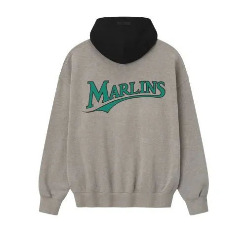 Vista trasera de la sudadera con capucha Essentials Marlins con silueta amplia, acabado premium y diseño minimalista.