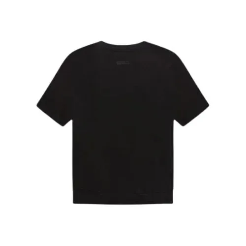 Camiseta Essentials Fear of God Grises vista frontal con diseño minimalista, tejido premium y ajuste relajado.